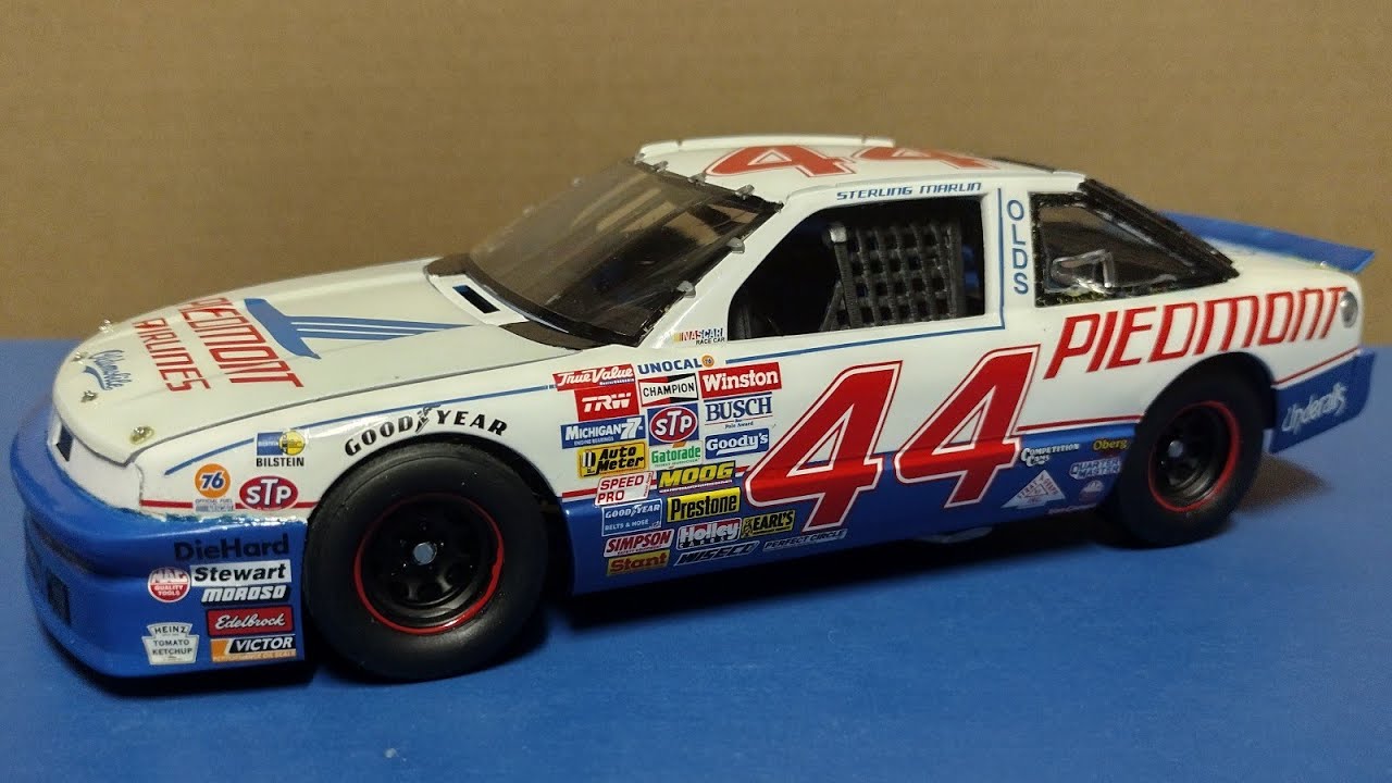 1988 Sterling Marlin Piedmont Airlines Oldsmobile Cutlass - Monogram Model Kit w/ Powerslide Decals