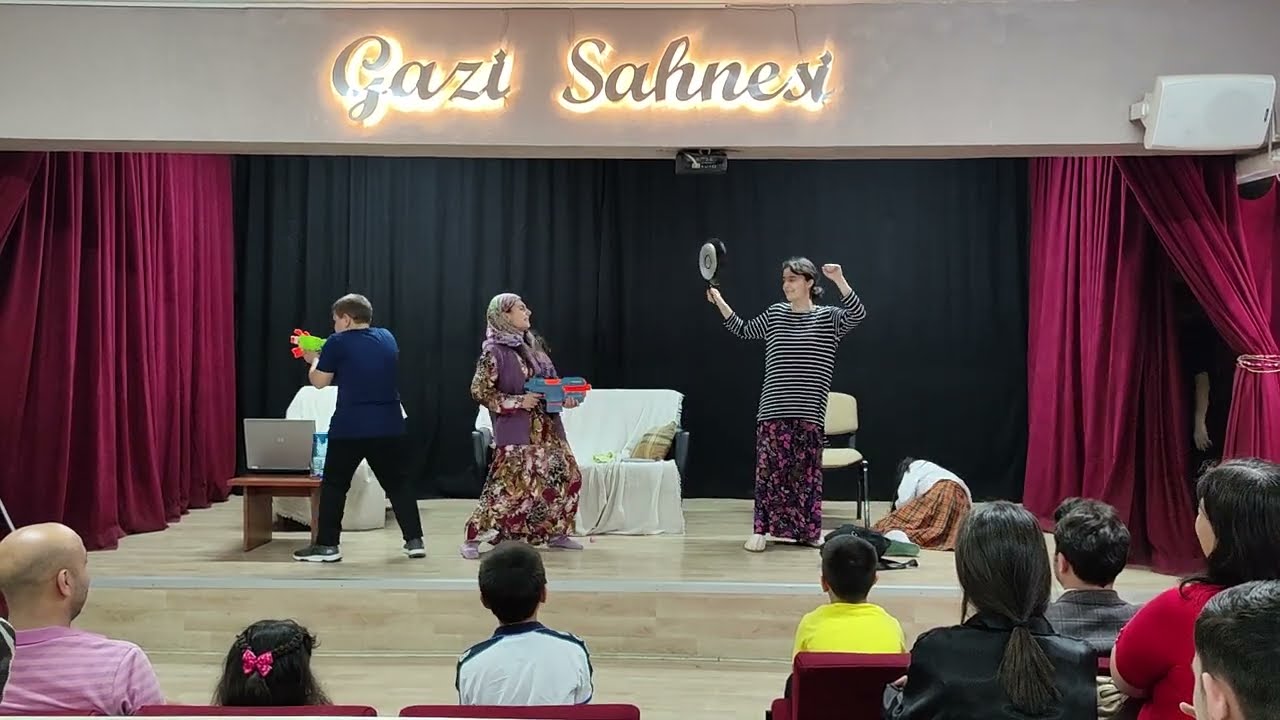 Küçük Fidanlar Tiyatro Grubu Gösterisi - 2