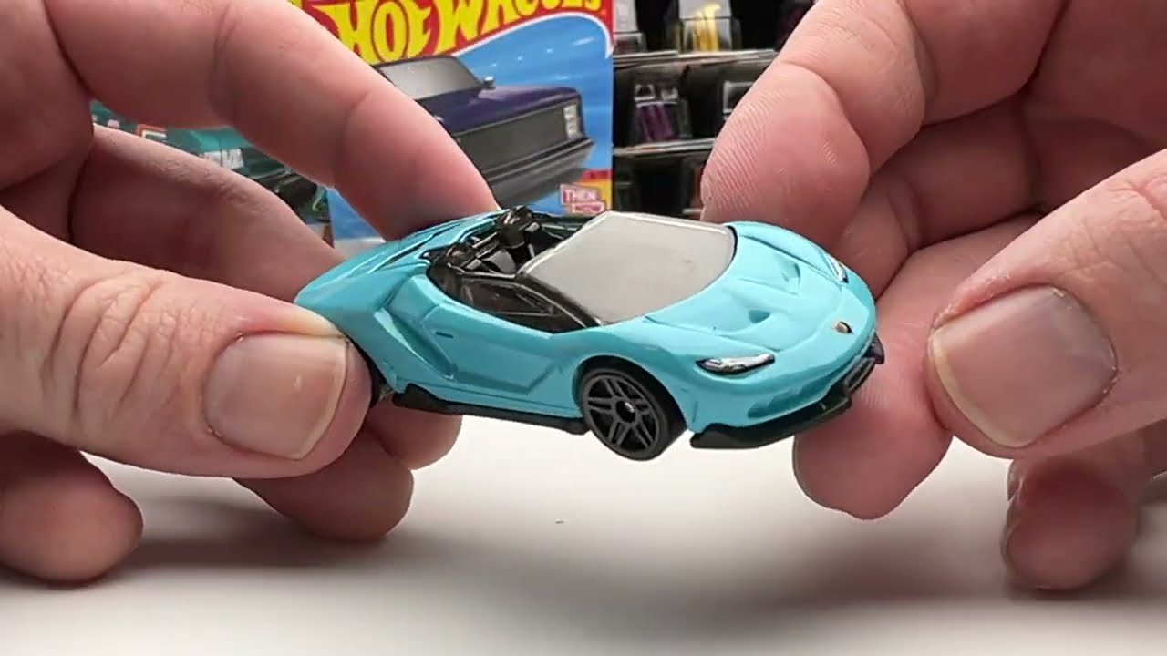 Cracking a boatload of Hot Wheels Mainlines including the Dollar General Silverado