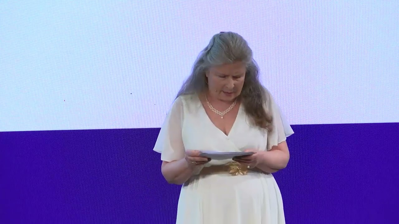 «Я — мир» — оригинальное стихотворение | София Стрил-Ревер