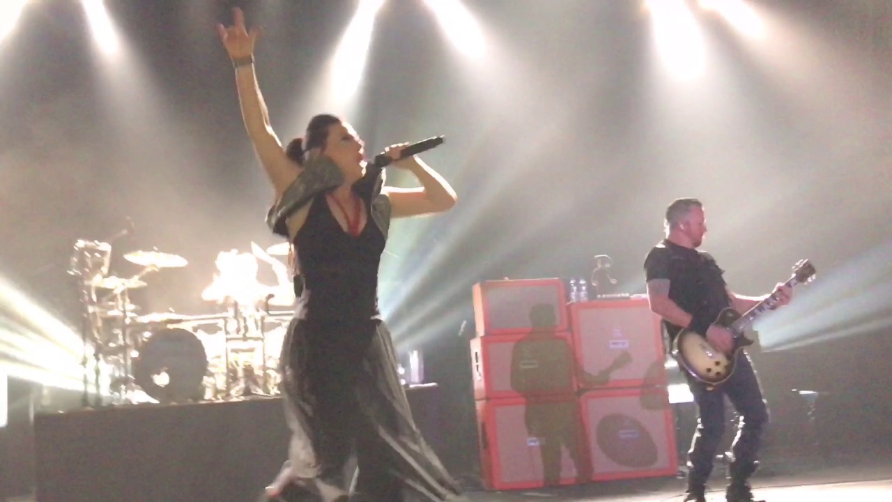 Evanescence - Everybody's Fool (Live in Brasília 04-20-17)