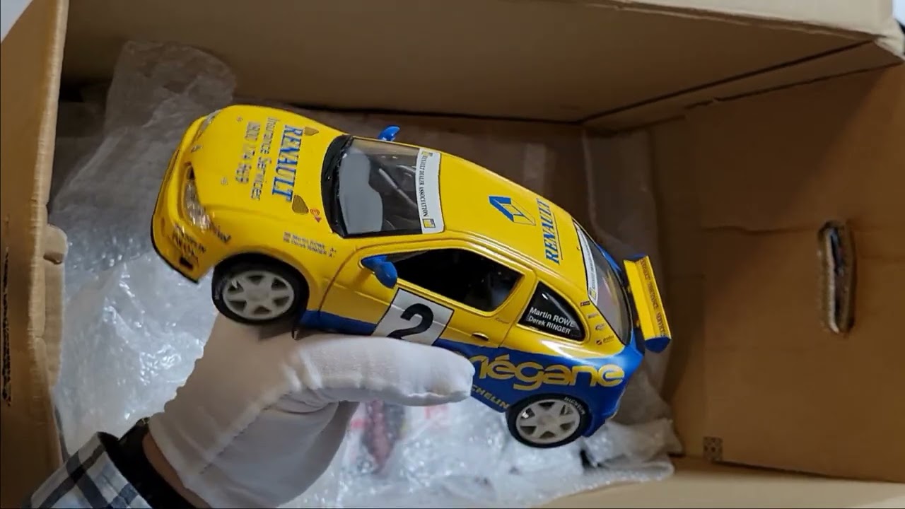 Modellauto Unboxing 1:18 Kiste 14/35 etliche Renault und Überraschungen [modellautos-dresden]