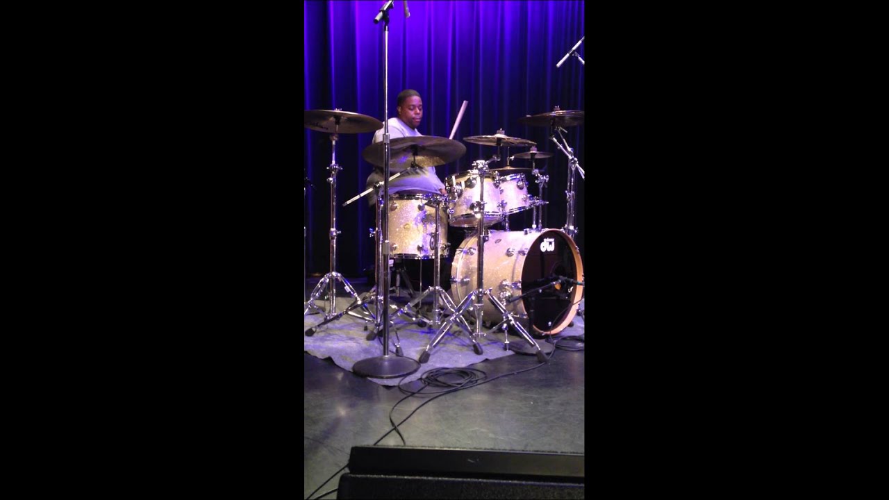 Aaron Spears playing to Caught Up By Usher @Berklee 2014