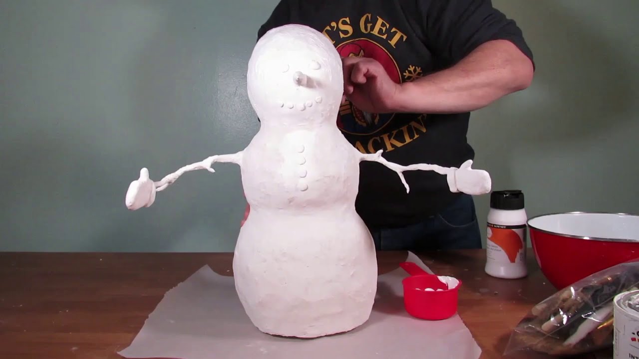 DIY TRADITIONAL INDOOR SNOWMAN USING ALUMINUM FOIL, PAPER CLAY AND SCULPEY AIR DRY CLAY