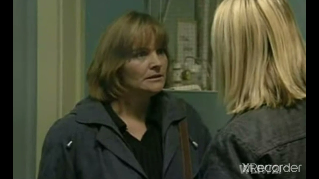 EastEnders: Anne Lindsay vs Janine Butcher (25th April 2002)