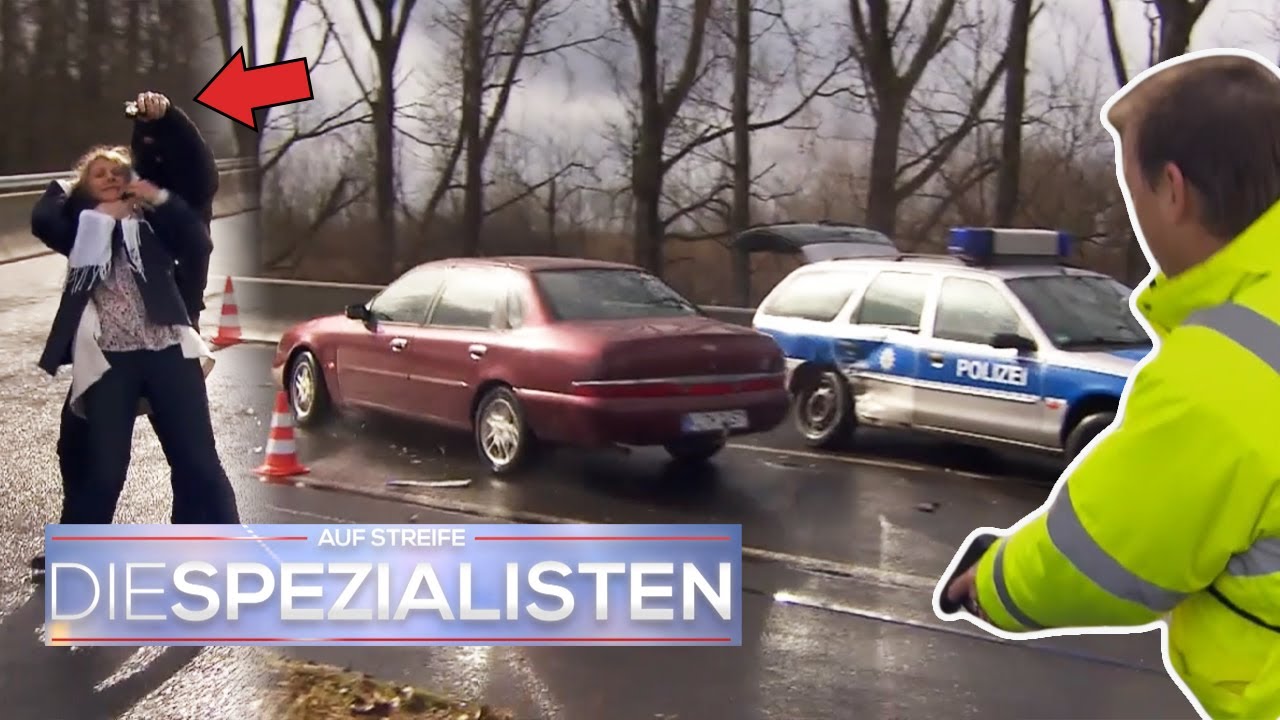 Geisterfahrer kracht in Polizeiwagen🚔 Mann geht mit WAFFE auf Spezis los 😱| Die Spezialisten | SAT.1