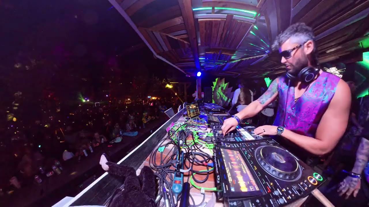 Freddy J B2B Underdog - Unicorn Lounge - Wicked Woods 2025 4k By Mike Graves @DinoMikeG