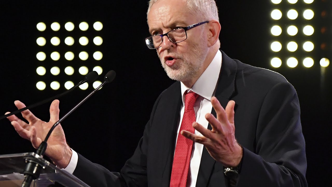 &lsquo;Change is coming&rsquo;: Corbyn&rsquo;s message to &lsquo;billionaire tax exile&rsquo; press owners