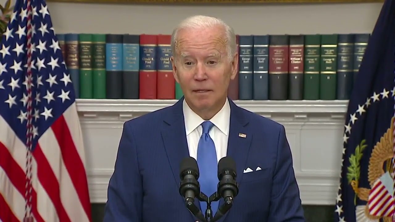 Joe Biden&rsquo;s Brain Malfunctions As He Tries To Talk About &ldquo;Kleptocracy&rdquo;