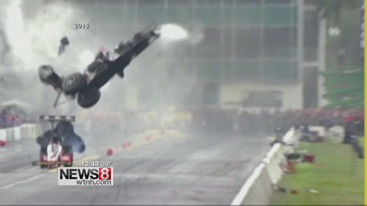 NHRA&rsquo;s Dixon walks away from scary crash at Gatornationals