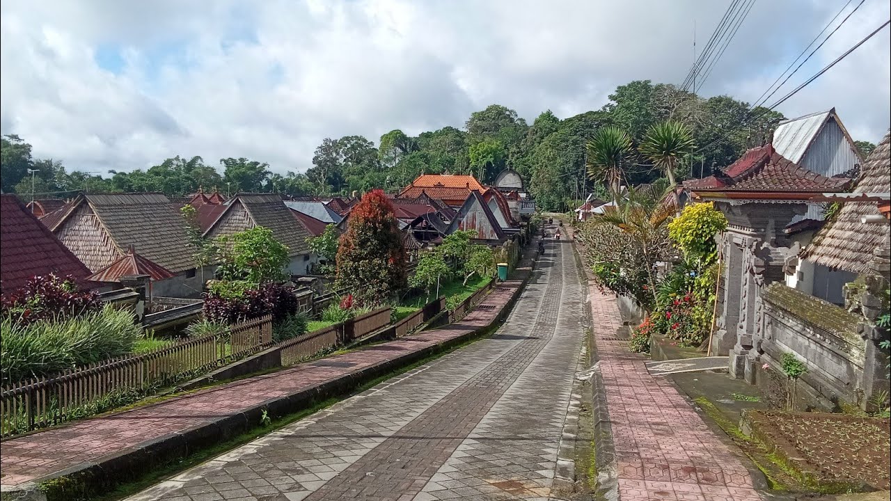 Unik !!! Kuburan Gantung Desa Bayung Gede Kintamani Bali
