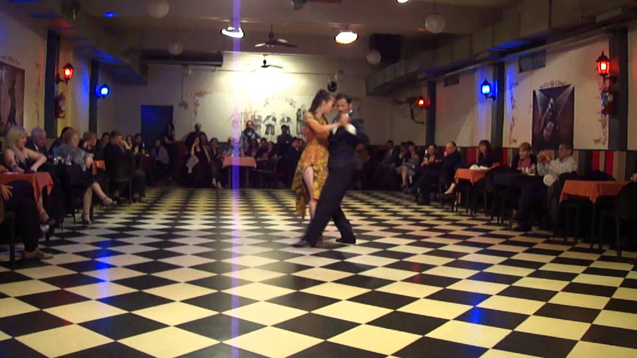 Sin Rumbo, Daniel Urquilla y Silvana Capra 3/3