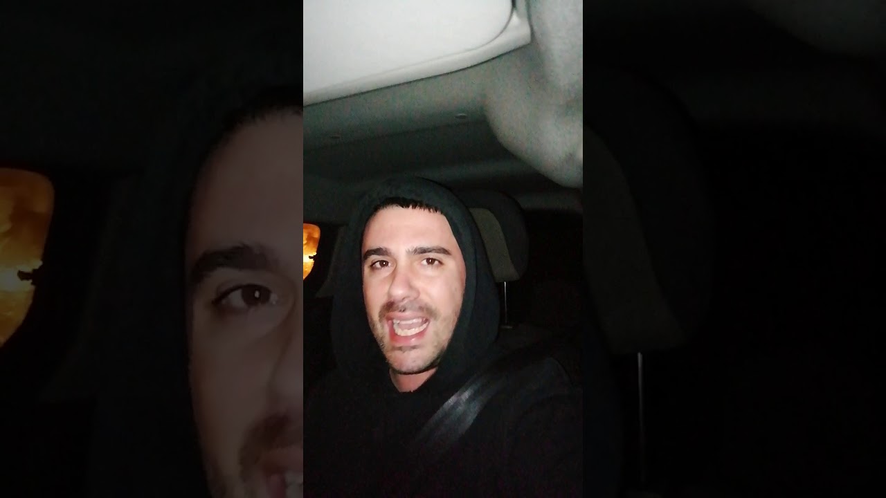 Salda Dago freestyle en el coche