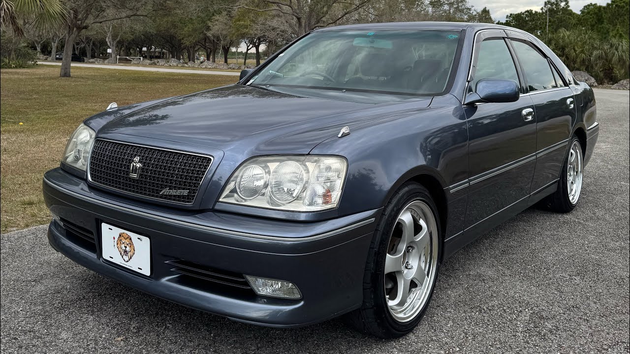 Toyota Crown Athlete G 2000 года выпуска – редкий цвет Blue Slate Metallic, пробег всего 61 000 м...