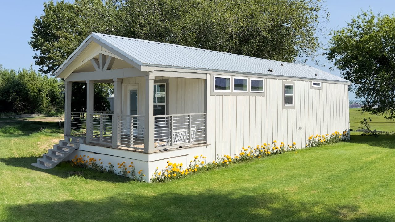 The Most Beautiful Mini Mansion Cottages You'll Fall In Love With