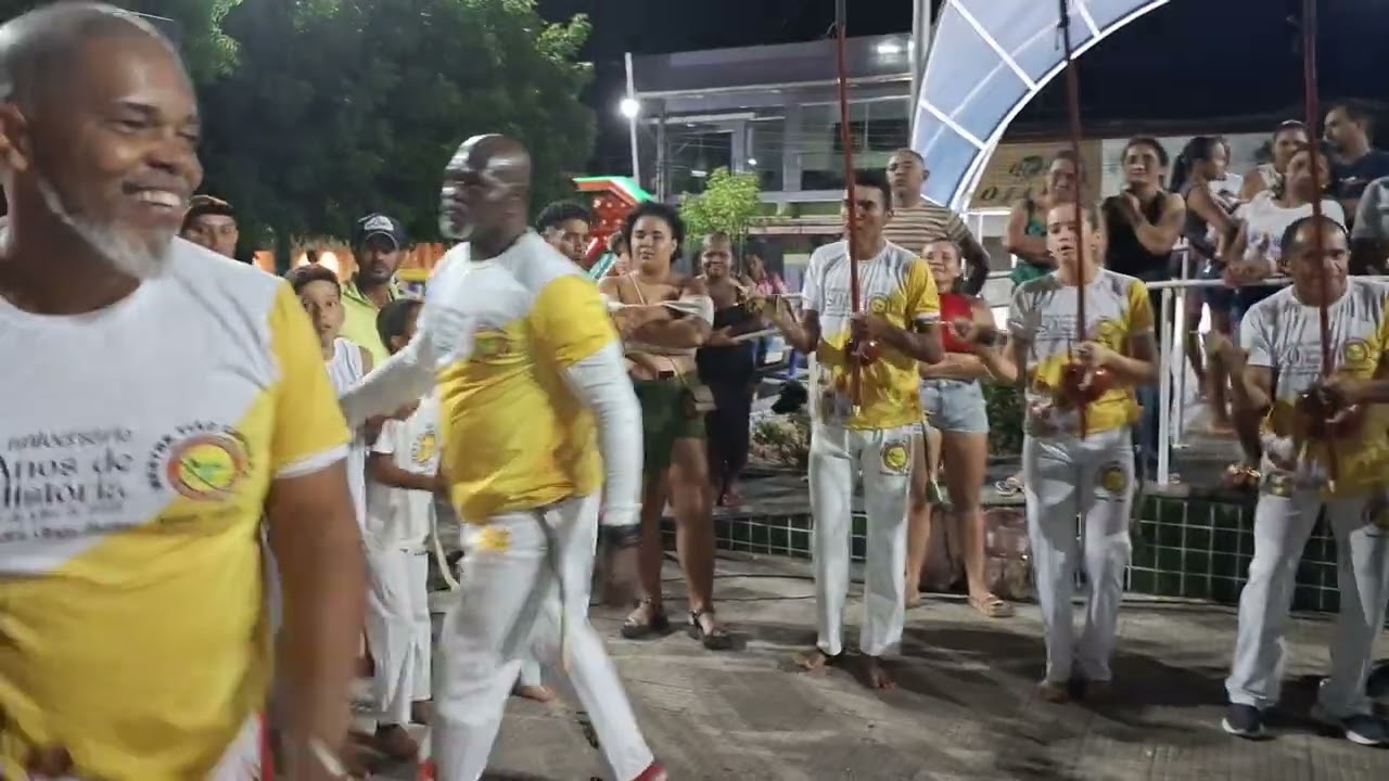 Mestre Tucano Preto e Mestre King/Festival de 30 Anos da Escola de Capoeira Ginga Menino 