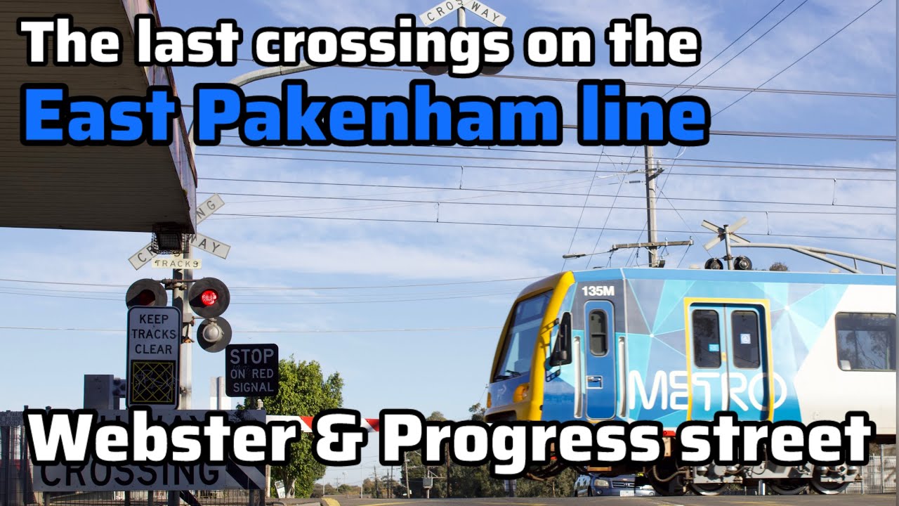 The last level crossings on the East Pakenham line featuring the Telemattica Xtrapolis