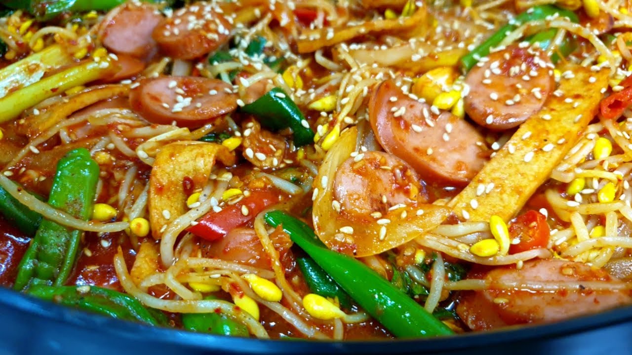 콩나물찜은 진짜 이게 최고!! 저렴한 재료와 끝내주는 맛에 두그릇 싹 비웠습니다