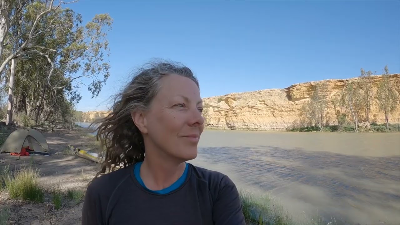 Murray River kayaking expedition