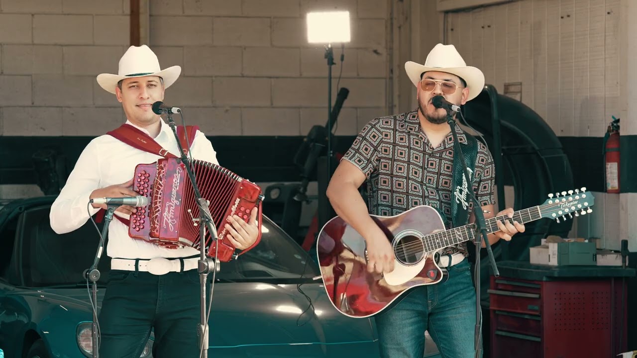 Andan Diciendo | Los Amigueros De La Sierra