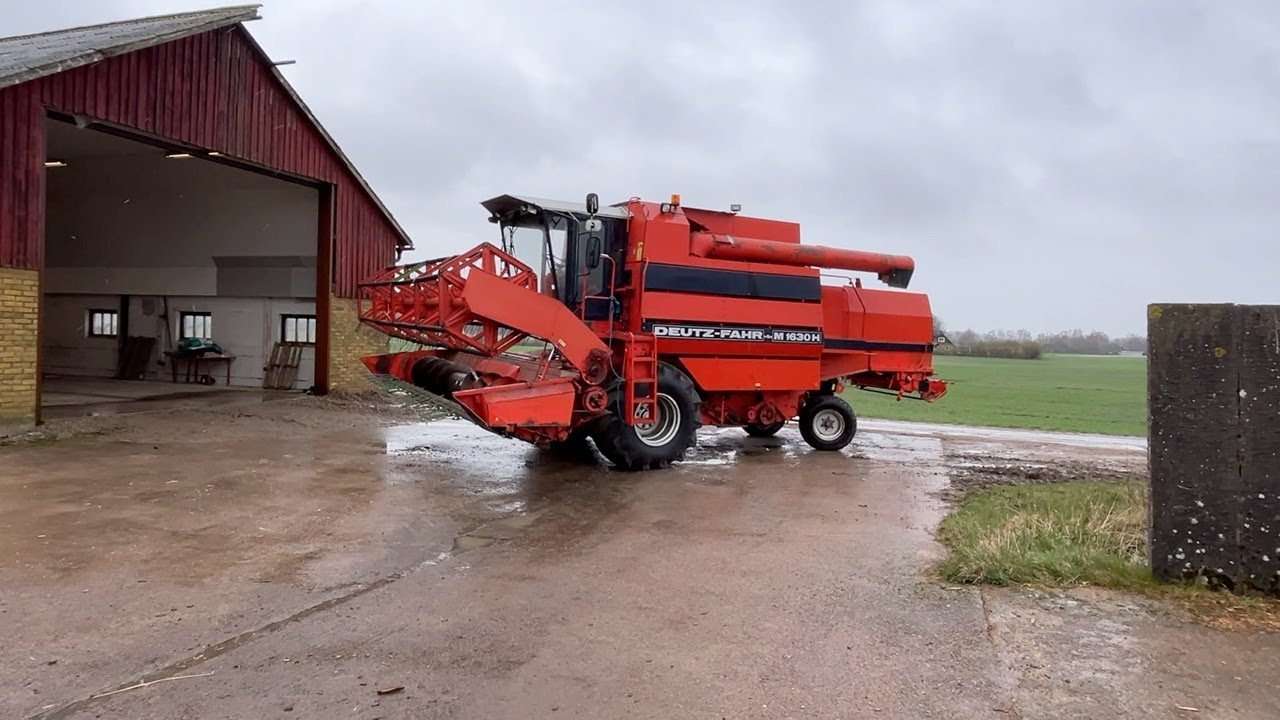 Köp Skördetröska Deutz-Fahr M 1630 H på Klaravik