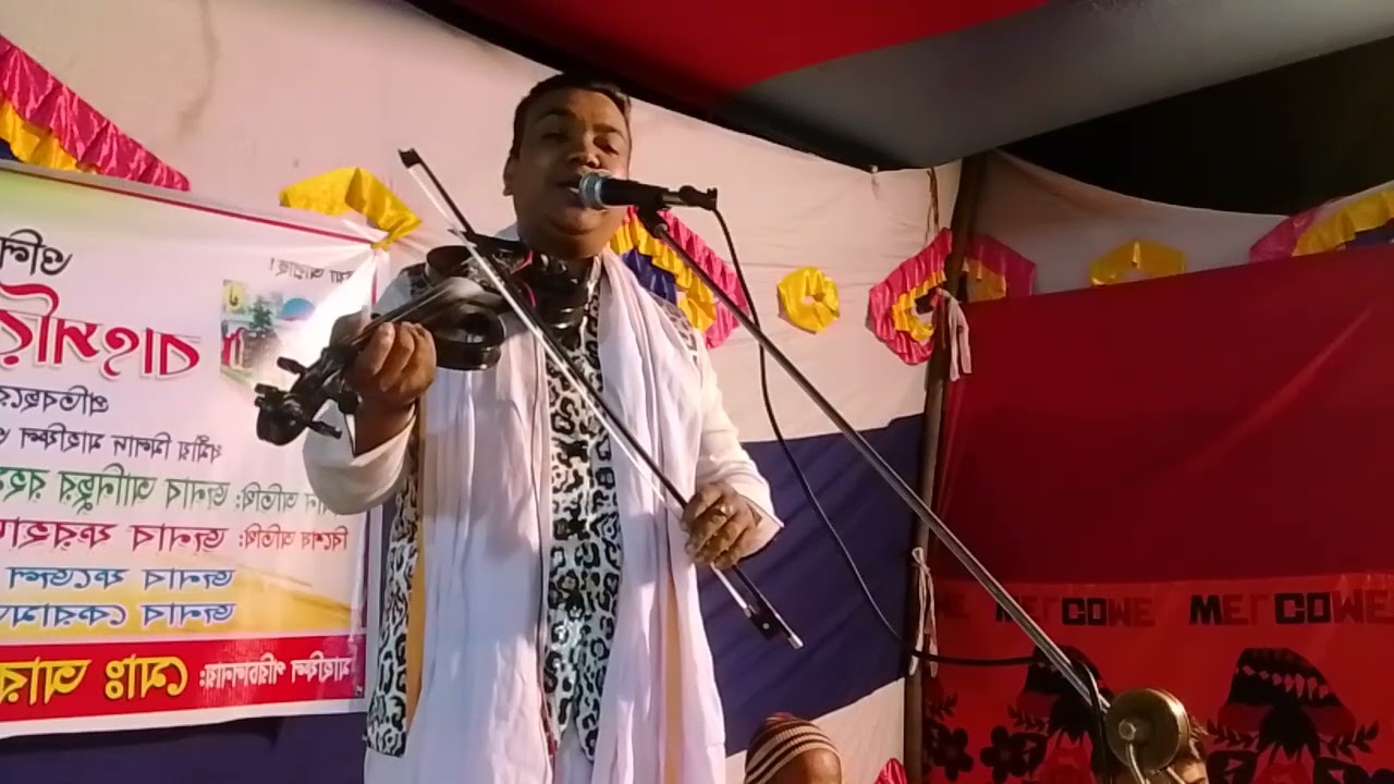 সাজ্জাদ দেওয়ান বন্দনা গান করলেন