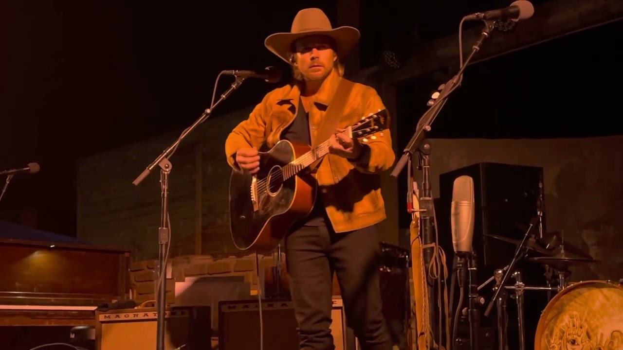 Lukas Nelson - Unknown Legend (Neil Young Cover)