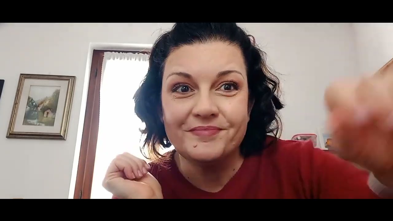 Proviamo insieme tante NOVITÀ!🖌💄👝 