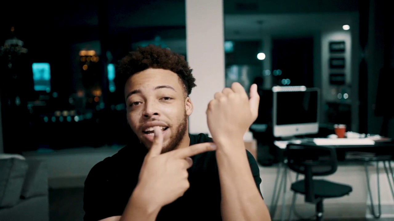 Life At Home with Bryce Thompson: First TradeHouse Pendant??
