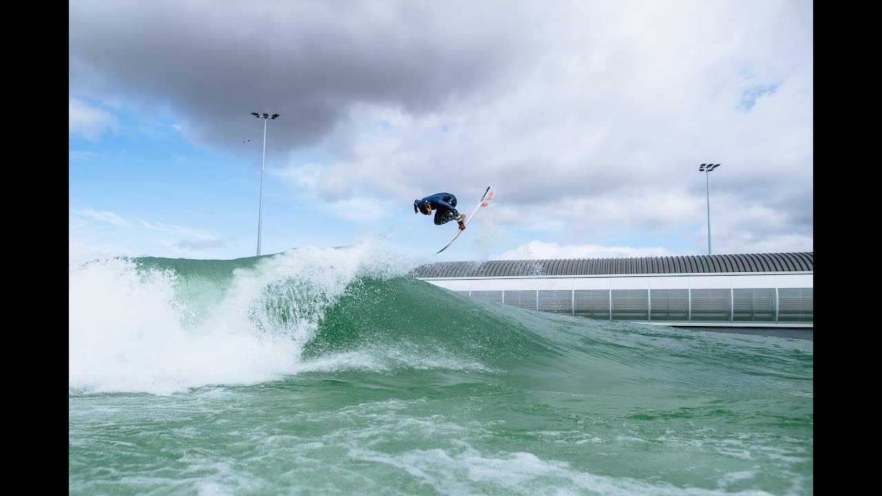 Australian Olympic surfing team trains at URBNSURF Melbourne