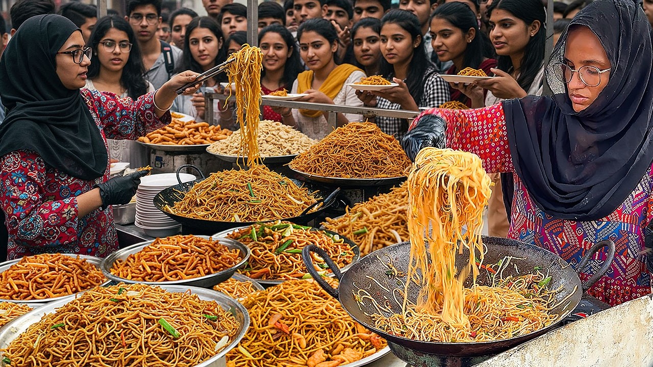 Amazing Food at Street | Pakistani Food Street | Street Food Karachi