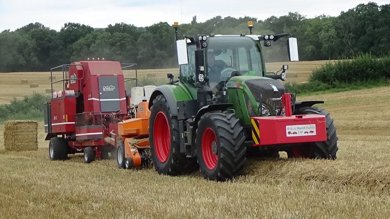 Harvest 2021 - Baling Straw in Small Bales with Fendt 720, KE520 Baler & Marcrest Bale Baron