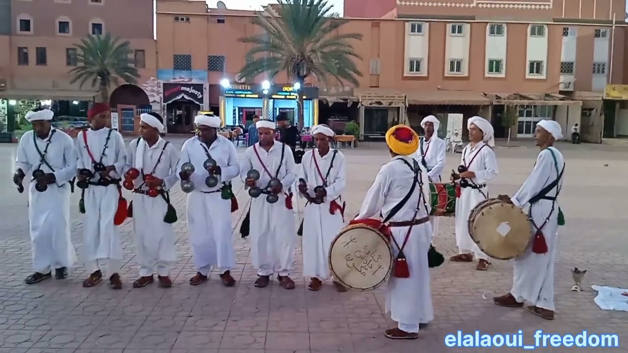 كناوة او ما يعرف بالعبيد في الجنوب الشرقي (فرقة مكون دادس)
