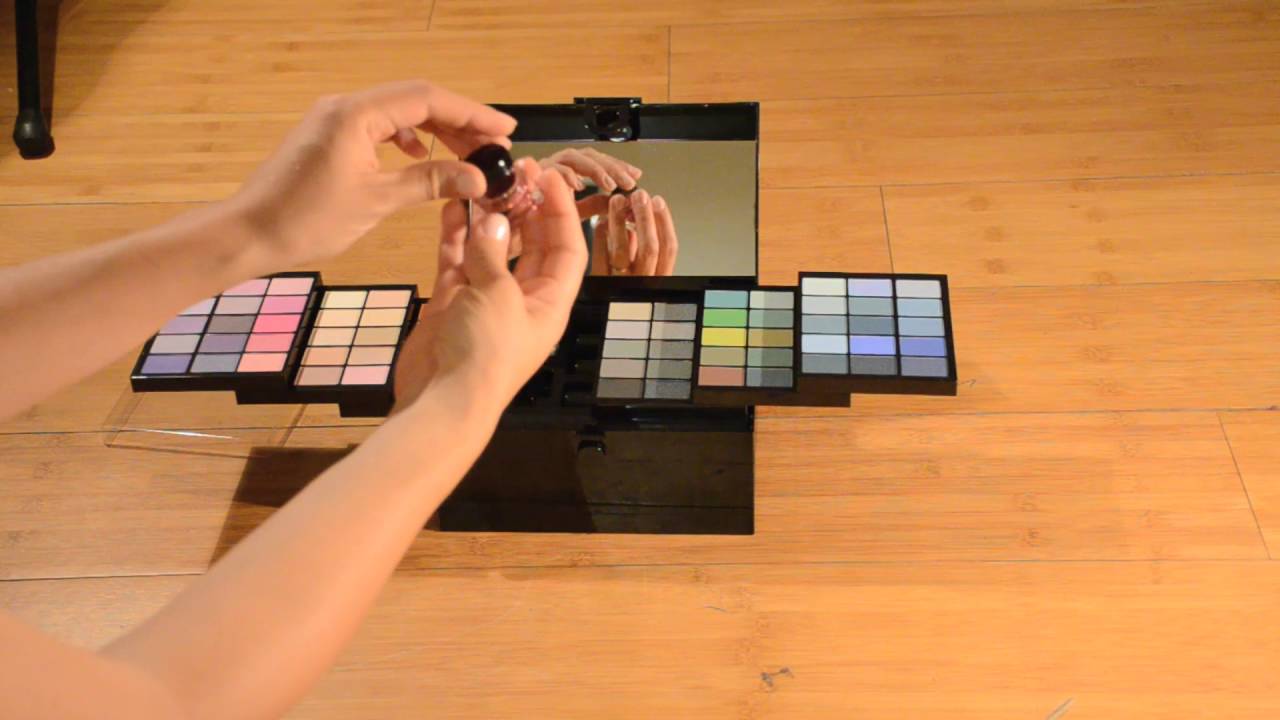 ASMR Very Relaxing Show and Tell, Magic Make Up Box and Brushes