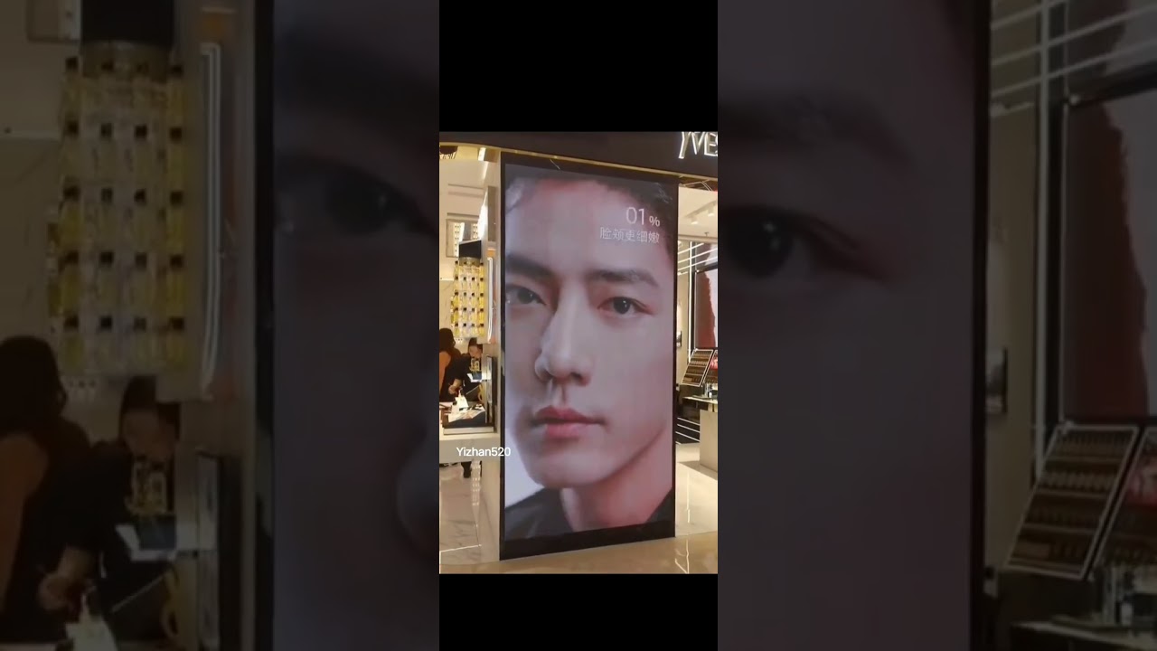 Xiaozhan and wangyibo are opposite each other 