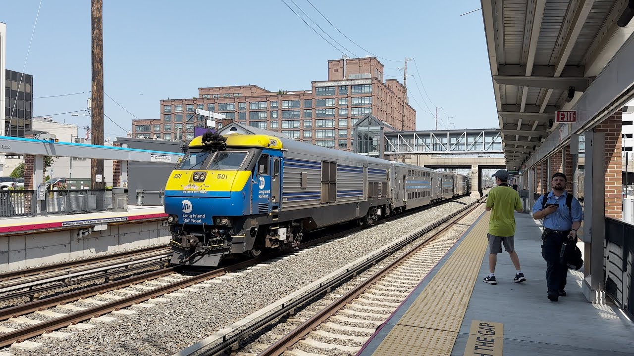 MTA Long Island Rail Road [LIRR] Sunday Afternoon Main Line Action @ Mineola (8/3/25)