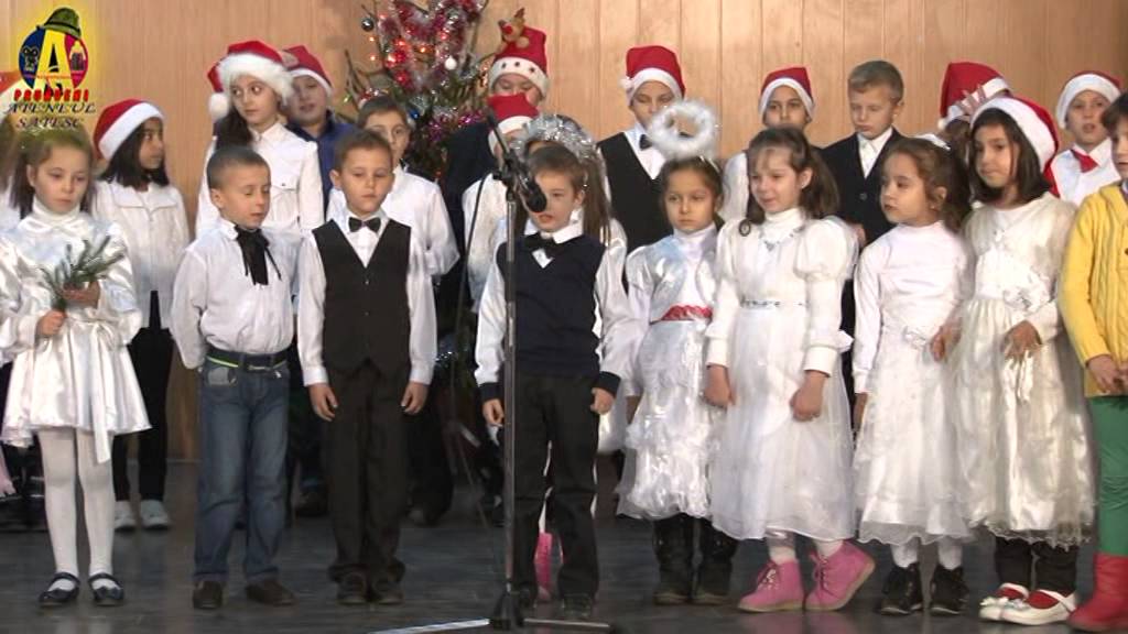 SERBARE DE MOS CRACIUN    Scoala Prundeni   17 dec 2015