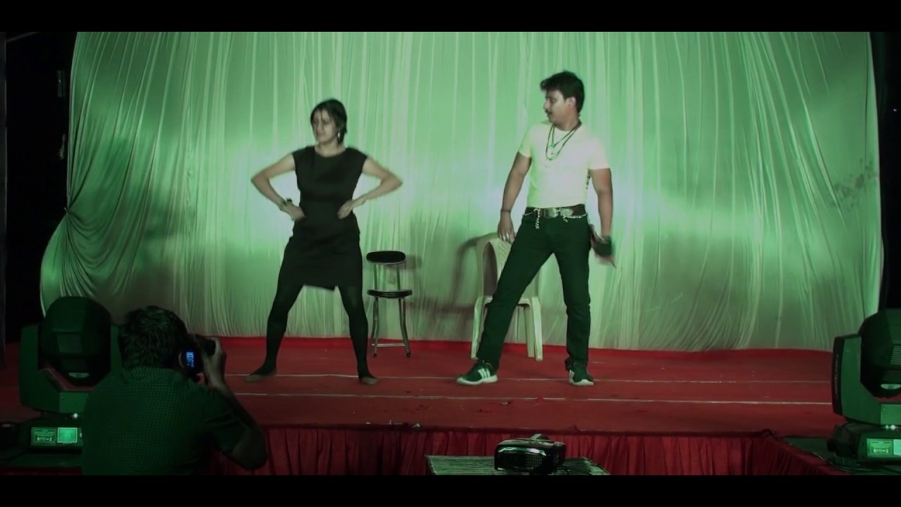 Kya Bolti tu Amit Roja couple dance