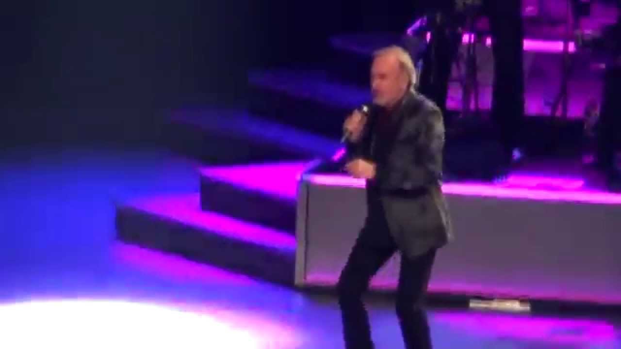Neil Diamond "I'm A Believer" Live @ FNC Buffalo, NY  3/31/15