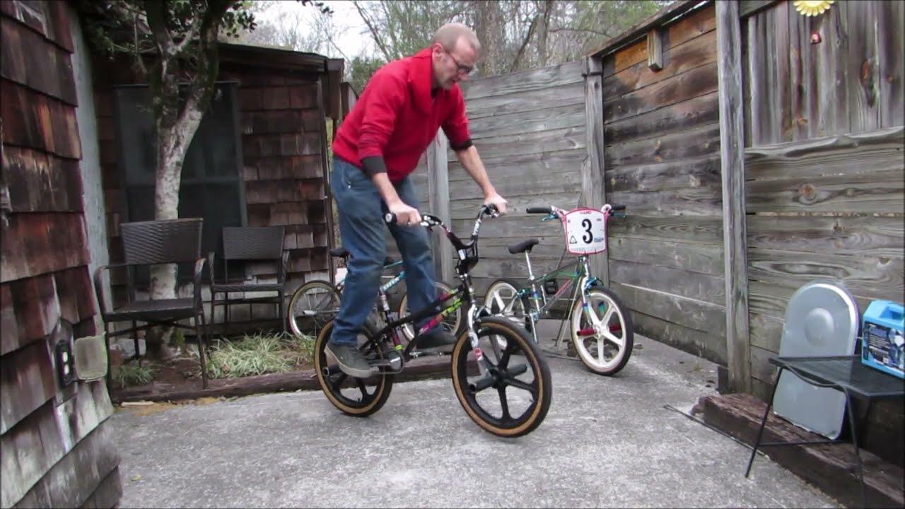 Bmx Old school flatland on porch. Balance practice  Haro Lineage Master Nous Versa #bmx #harobmx