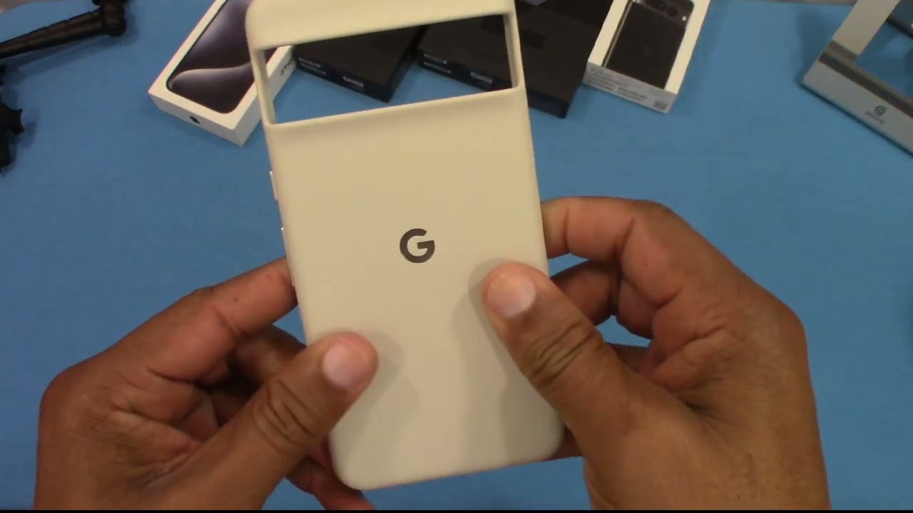 The Official Pixel 8 Pro Case: Protect Your Phone in Style!