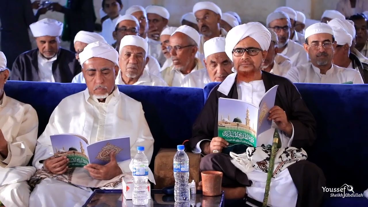 من مجلس البردة مدينة تريم بصوت المنشد عمر بن شهاب-وراودته الجبال الشم من ذهب-عن نفسه فأراها أيما شمم