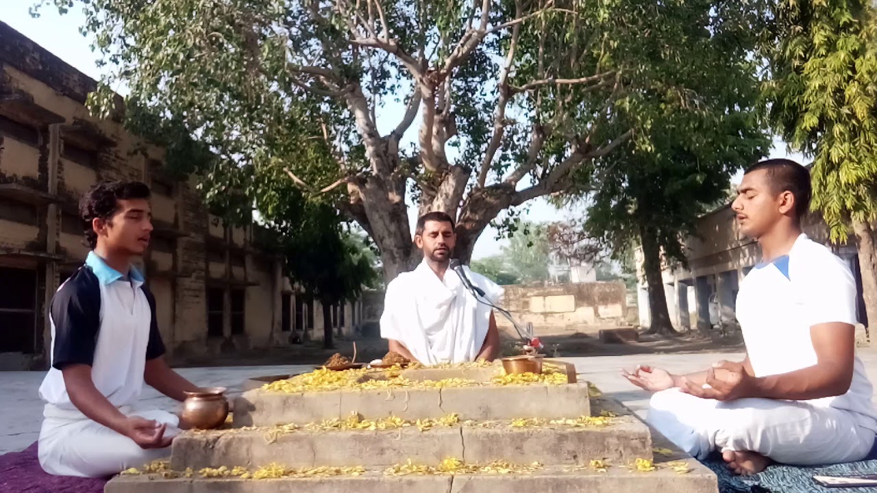 ईश्वर स्तुति  प्रार्थना उपासना मंत्र अर्थ गायन सहित