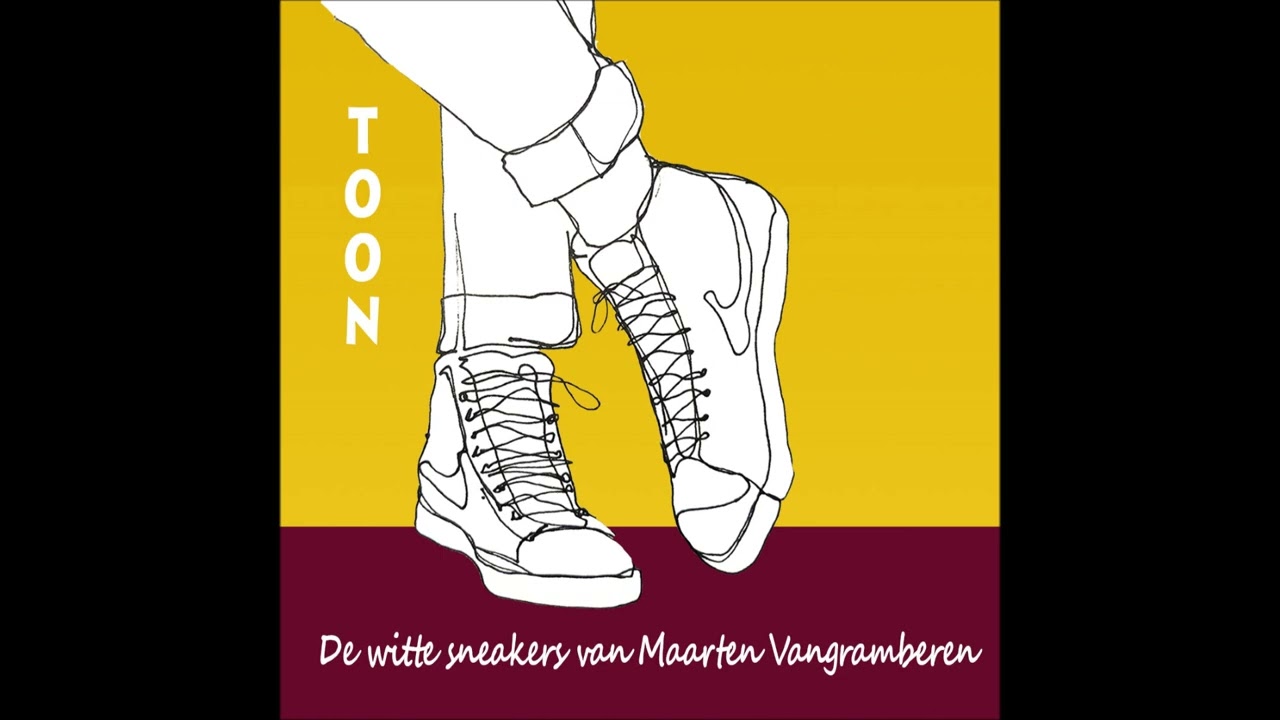 De witte sneakers van Maarten Vangramberen