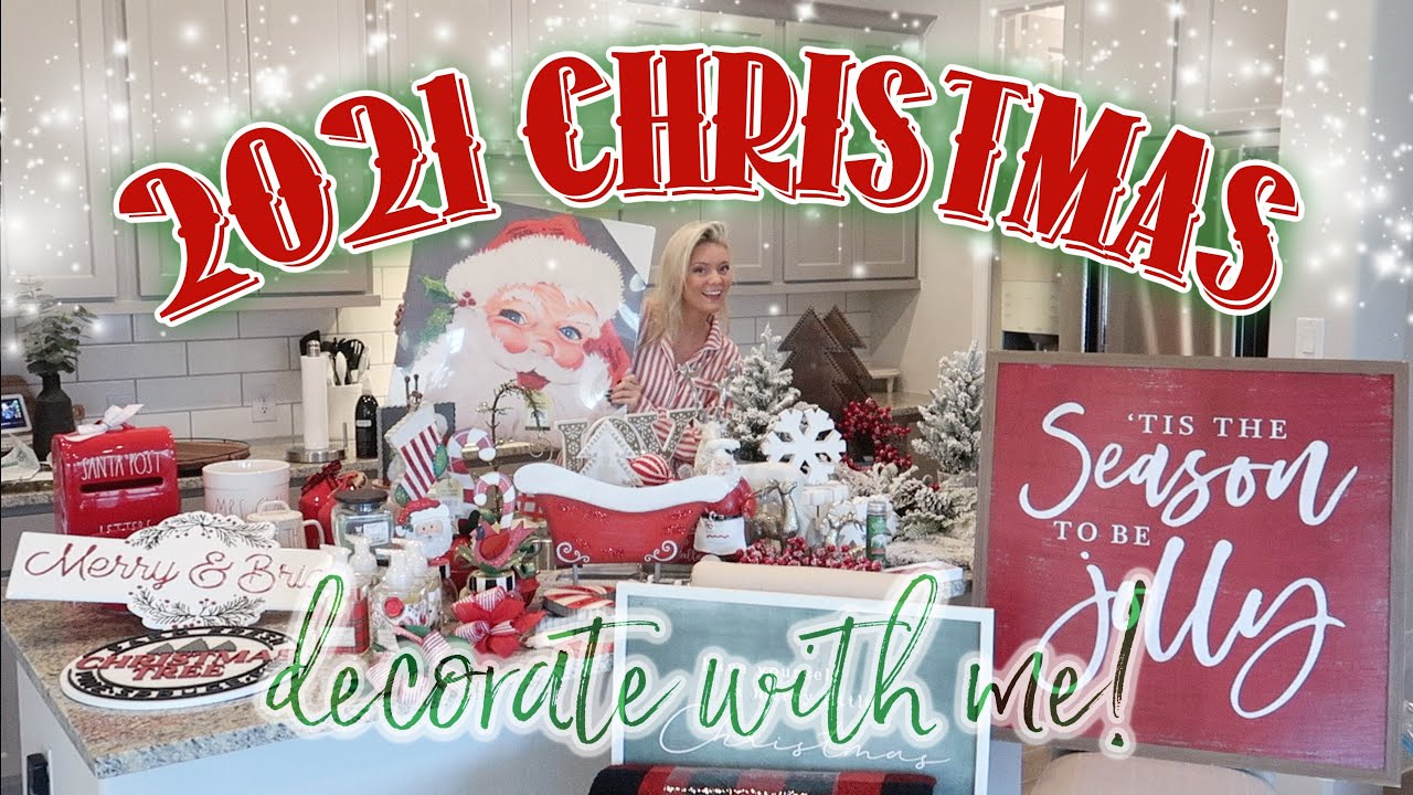 2021 CHRISTMAS DECORATE AND CLEAN WITH ME!//DREAMETECH BOT W10 SELF CLEANING ROBOT