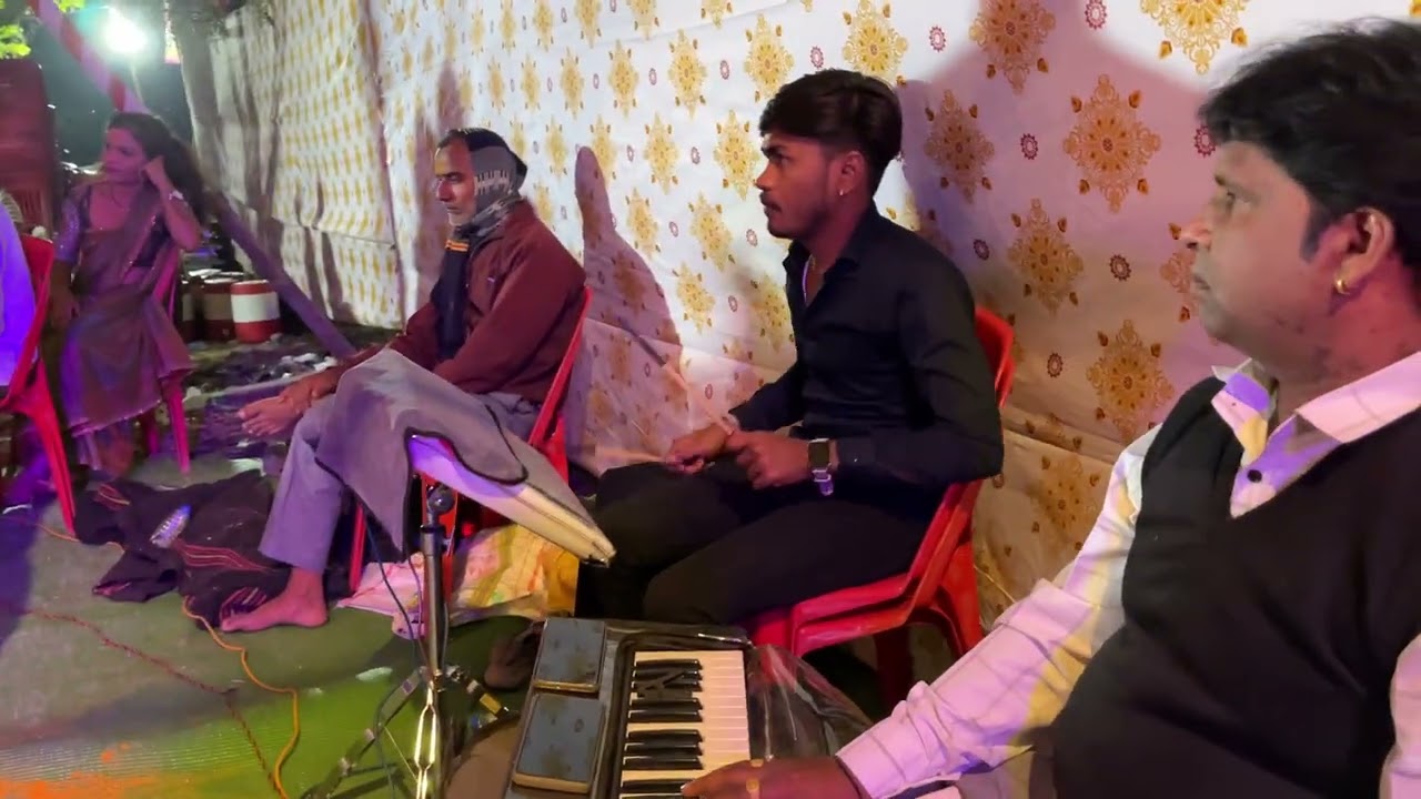 ‘’गुलाबी साड़ी आणि लाली लाली लाल,येडामाई बसली चाँदिच्या महाल…🔥🙏😍