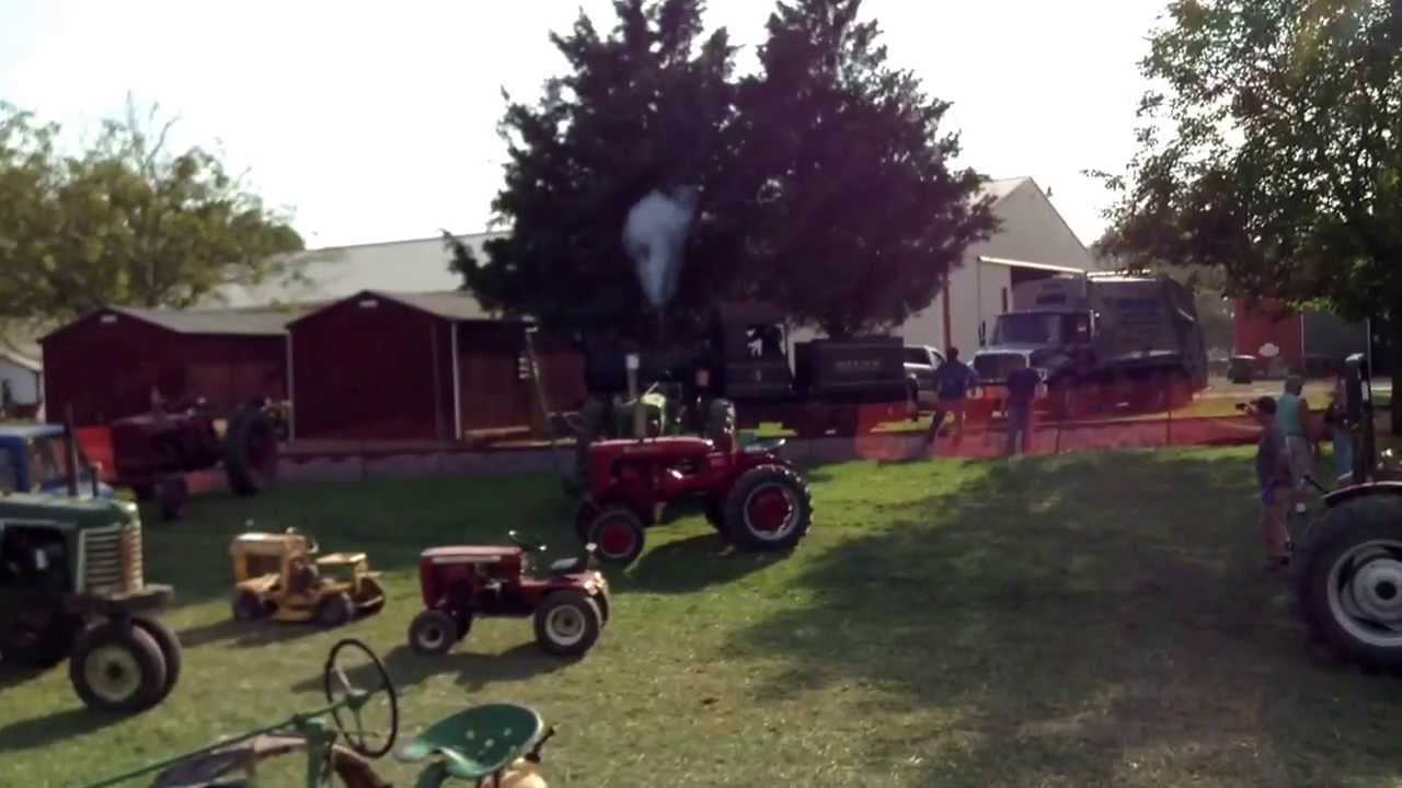 Whistle Duel: PRR 3 Chime VS PRR Banshee Whistle  Threshermans Reunion 2013 Rough and Tumble