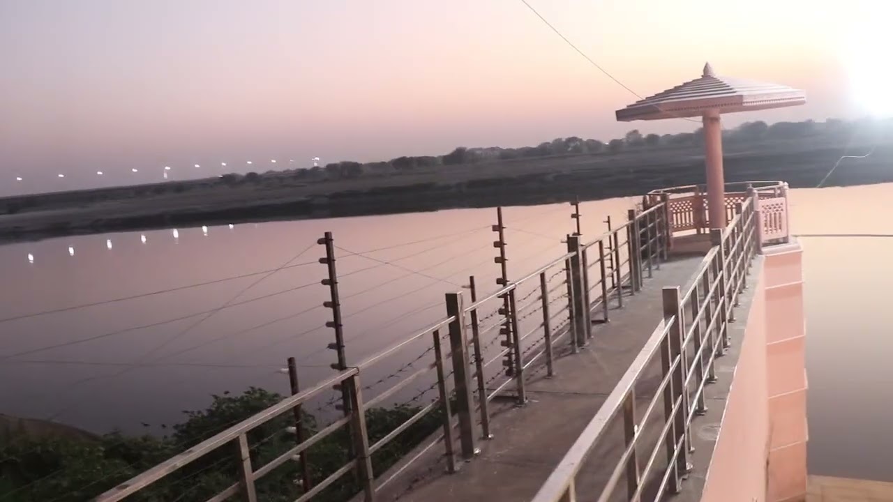 \ramanreti ashram\06.03.2026 sri yamuna aarti brahmand ghat