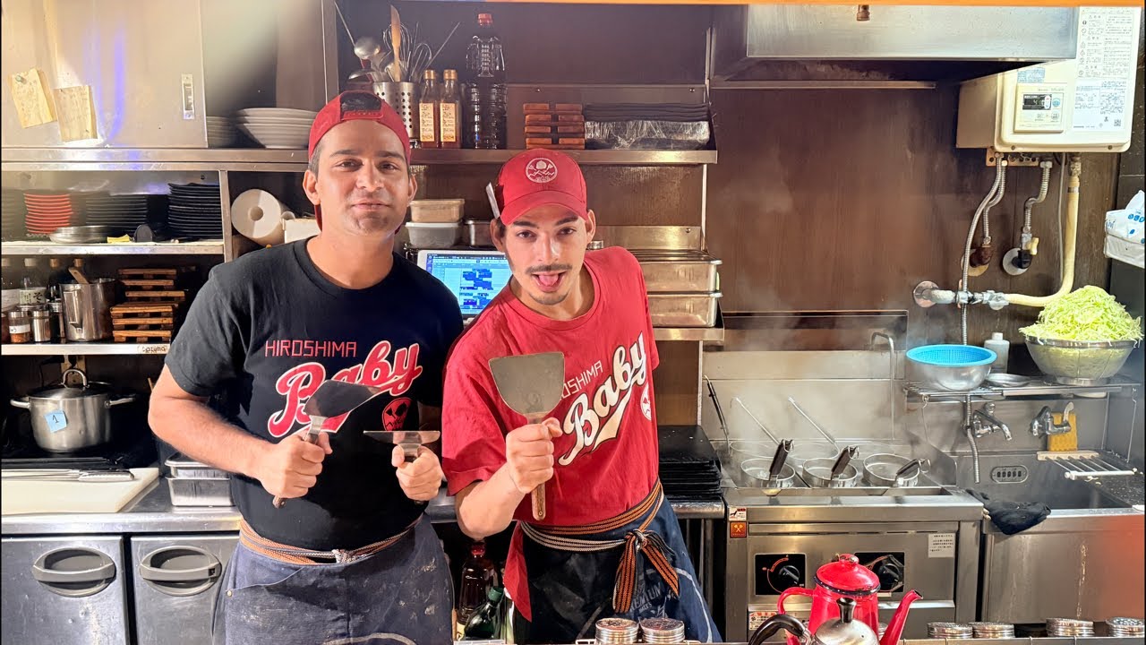 LIVE: Eating Okonomiyaki in Shinjuku Tokyo 🇯🇵 | Japan Street Food Experience