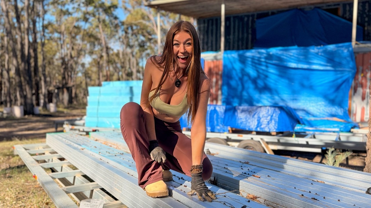 I&rsquo;m FRAMING out my container house!